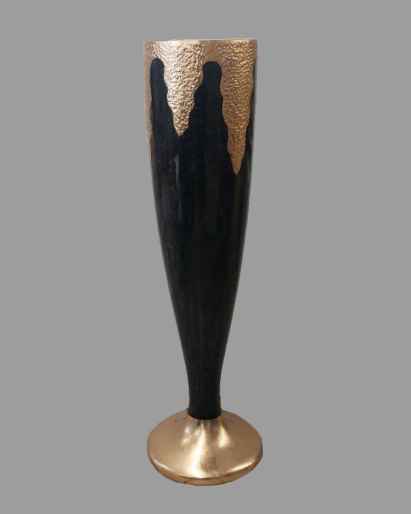 Vaso alto nero e oro