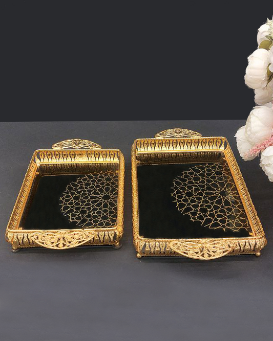 Set di vassoi oro e nero
