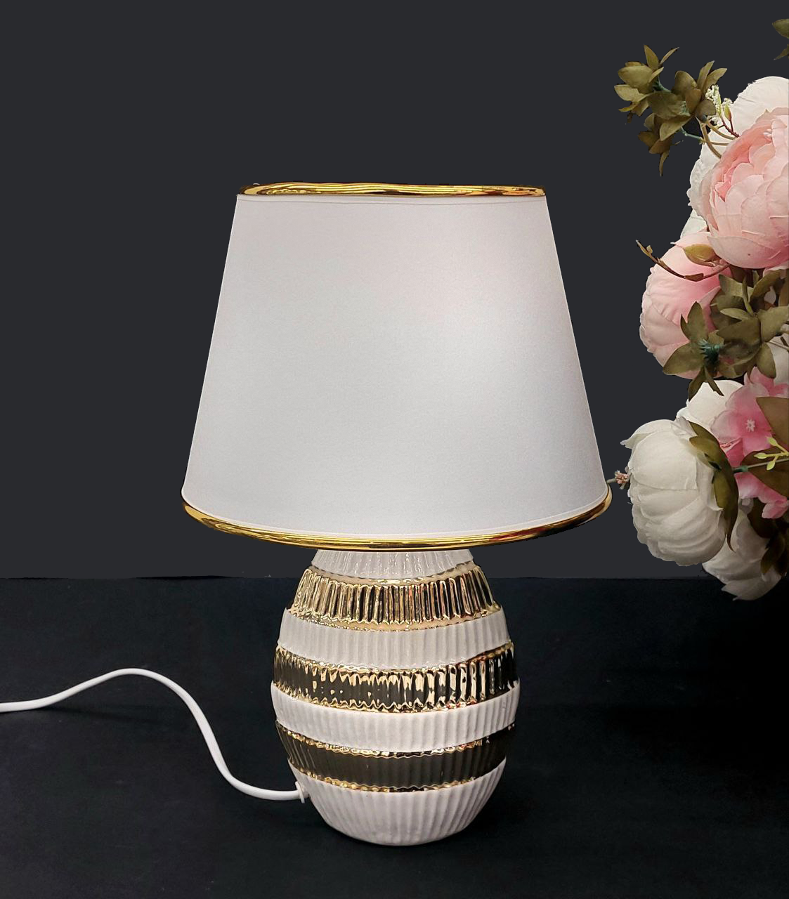 Lampada da tavolo a righe orizzontali Oro / Argento