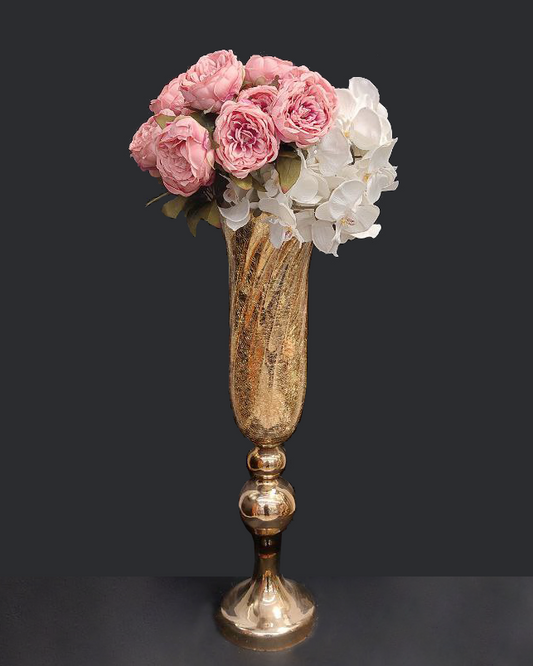 Vaso di vetro dorato