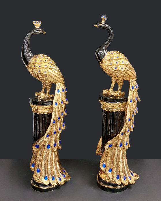 Decorazione coppia di pavoni in tre colori