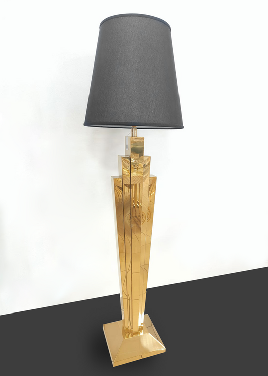 Lampada da terra in acciaio