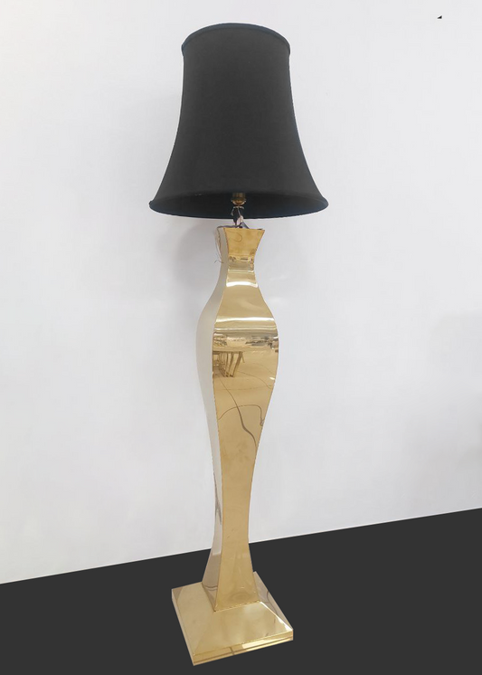 Lampada da terra in acciaio